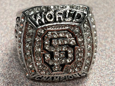 2012 SAN FRANCISCO GIANTS COMMEMORATIVE CHAMPIONSHIP RING SIZE 11 Cover