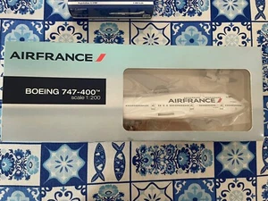 Hogan Air France Socatec 747-400 1:200 Plastikmodell - Bild 1 von 3