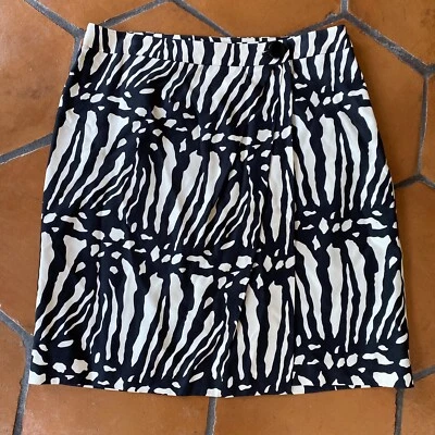 Falda de lana de seda con cremallera lateral envolvente estampado negro crema animal cebra Ann Taylor talla 12 Foto 1 de 4