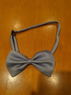 Nuevo sin Paquete Ajustable Azul Pajarita Cuello Hasta 16.5" Sedoso con Cierre Foto 1 de 4