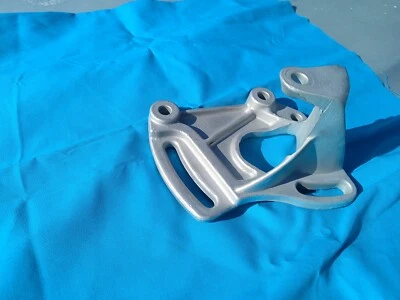 Cadillac Power Steering Bracket (1971-76) - Image 1 of 4