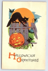 Gibson Halloween Postcard JOL Large Moon over Fence with Black Cats & Bats KB109 - Picture 1 of 2