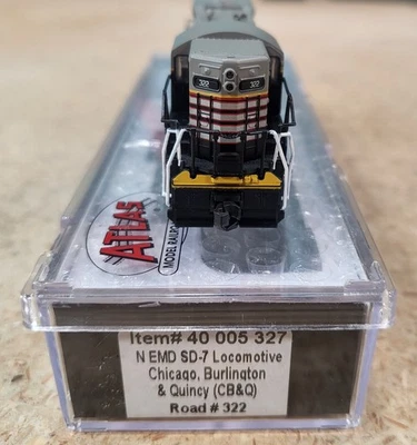N SCALE ATLAS EMD SD-7 - CHICAGO BURLINGTON & QUINCY  #322 - DCC EQUIPPED - Image 1 of 4