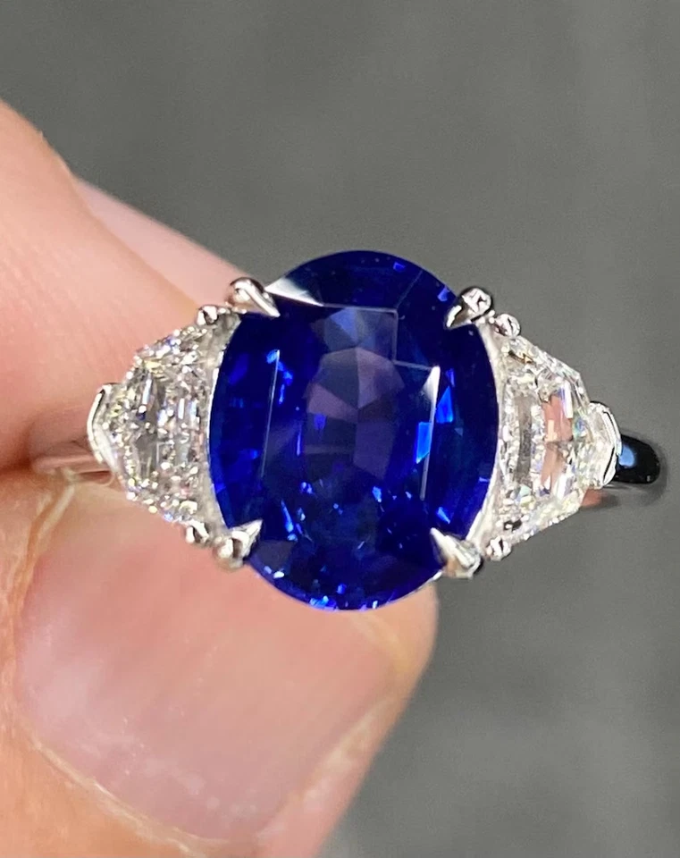 3.70 Ct Natural Tanzanite Diamond Bridal proposal Solid 18k White Gold Ring - Image 1 of 4
