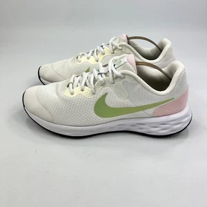 Nike Revolution Damen-Sportschuhe weiß grün Mesh UK 6 Schnürschuhe sportlich Freizeit - Bild 1 von 16