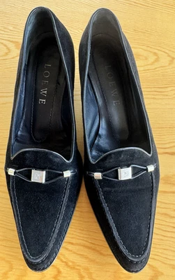 Tacones de gamuza negros LOEWE talla 37,5 (7,5) EE. UU. Foto 1 de 4