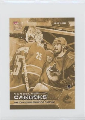 2019-20 Topps Now NHL Stickers Gold Vancouver Canucks Jacob Markstrom Jay Beagle - Image 1 of 2
