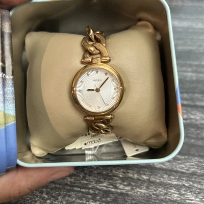 Reloj pulsera de eslabones de acero tono oro rosa esfera plata oliva FOSSIL ES3350 para dama Foto 1 de 4