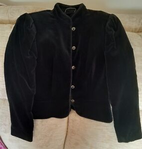 Vintage Black Velvet Jacket.  Victoriana Steampunk Goth Small Dereta 35"  Bust 
