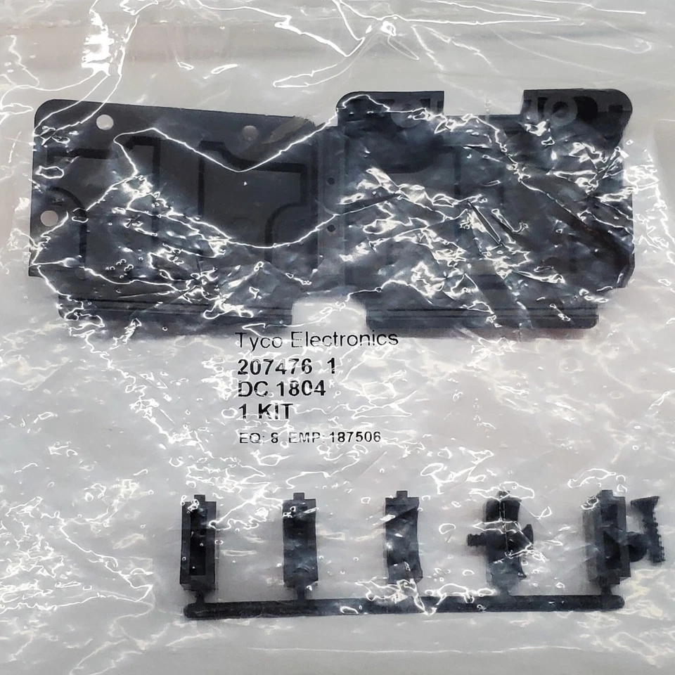 207476-1 Hood- d-sub connector - Image 1 of 2