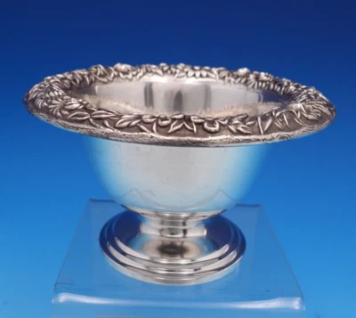 Prato de mergulho Repousse by Kirk prata esterlina #214 3" x 5" 5 oz. (#7654) - Imagem 1 de 4