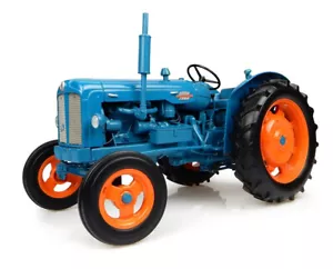 UNIVERSAL HOBBIES, FORDSON maggiore di potenza, 1/16, UH2640 - Foto 1 di 1