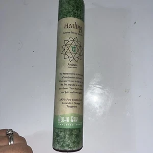 Aloha Bay Chakra Energy Healing Candle Green with Pure Essential Oils 1 Count - Picture 1 of 1