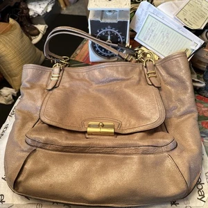 Coach Women’s Large Leather Brown Tan Taupe Shimmery Chain Link Tote Purse - Picture 1 of 13