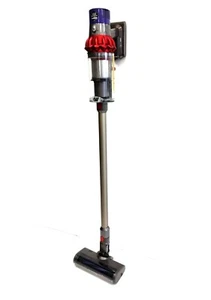 Aspiradora de mano Dyson con varilla inalámbrica V10 Cyclone - Imagen 1 de 7