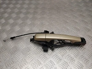 VOLVO S80 MK2 EXTERIOR DOOR HANDLE REAR RIGHT DRIVER SIDE IN GOLD 473 2008 - Picture 1 of 12