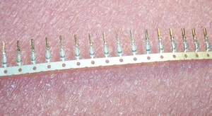 QTY (80) 43030-0002 MOLEX 20-24 AWG CRIMPBUCHSE KONTAKTE GOLD MICRO-FIT 3.0 - Bild 1 von 4