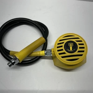 US Divers Conshelf 21 Octopus With Hose.  Tested - Picture 1 of 5