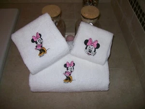 Embroidered Personalized Minnie Mouse 3 Piece Embroidered Bath Towel Set  - Picture 1 of 12