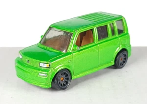 Matchbox loose Scion xB green bent wheels - Picture 1 of 2