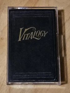 Pearl Jam - Vitalogy Cassette W/ Booklet - Picture 1 of 6