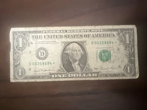 Star Note 1 Dollar Bill Series 1981 D00358684* Circulated Fancy - Picture 1 of 2