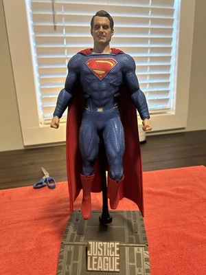 DC Hot Toys MMS465 Justice League Superman Clark Kent Henry Cavill - Image 1 of 4