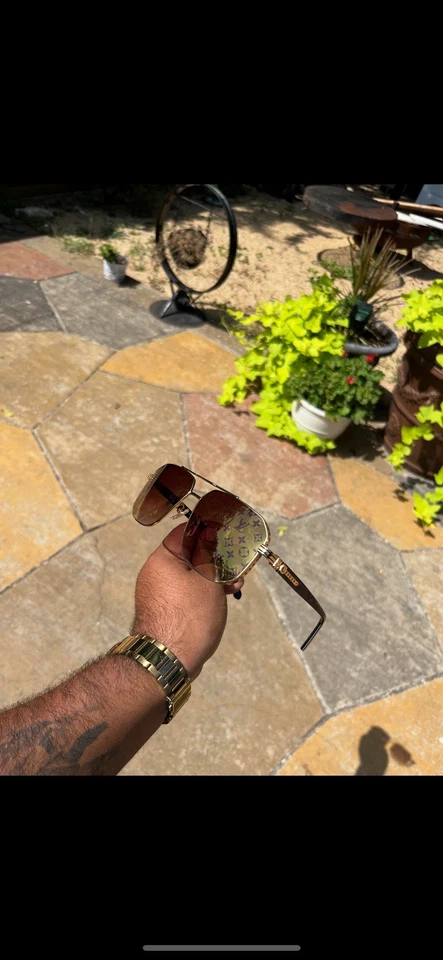 gafas de sol de diseño Foto 1 de 1