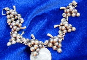 VINTAGE MEXICAN GRAPE BRACELET STERLING 7 CLUSTERS - Picture 1 of 5