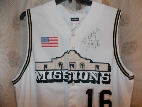 San Antonio Missions Game Used Jersey Vest, #16 Edinson Rincon w/Auto Cover
