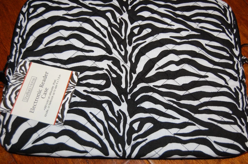SHEFFIELD HOME iPAD TABLET ESTOJO ACOLCHOADO ZEBRA PRETO BRANCO 9 x 11 Novo com etiquetas - Imagem 1 de 1