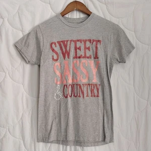 T-shirt donna Lifestyle Classics piccola grafica dolce sassy country rosa glitter - Foto 1 di 6