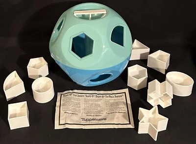 Nuevo Tupperware Shape-O-Ball Aprendizaje TupperToy ~ Azul y Como Nuevo con Formas Blancas Foto 1 de 4