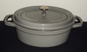Gusseisen Bräter Emaille Staub Gartopf Kondensationstopf Graphitgrau La Cocotte - Bild 1 von 14