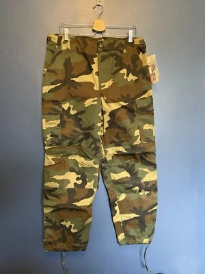 Brand New Vintage 90’s Winchester Camo Cargo Hunting Pants Size 36 USA  - Image 1 of 4