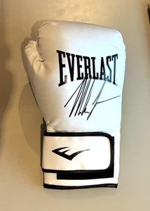 Mike Tyson Signed Boxing Glove with COA - Picture 1 of 1