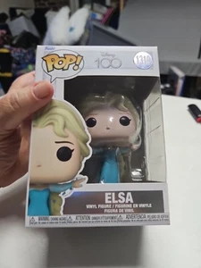 Funko Pop! Vinyl: Disney - Elsa #1319 - Picture 1 of 4