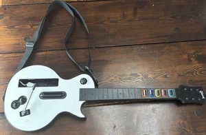 Guitar Hero Nintendo Wii Les Paul Gibson Guitar White 95125.805 Tested Works - Picture 1 of 9
