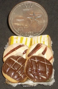 Miniature Doughnut Donut Dulce Pastry Bakery Sheet / Mexican Folk Art Food #6346 - Picture 1 of 3