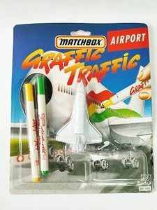 1991 MATCHBOX DIECAST GRAFFIC TRAFFIC AIRPORT GF-150 SHUTTLE MISSING TRUCK RARE - Picture 1 of 6