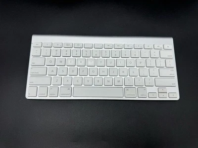 Apple Wireless Bluetooth Slim Wireless Keyboard A1314 Mac Genuine OEM TESTED!! - Image 1 of 2