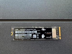 Western Digital WD BLACK SN8100 4TB M.2 NVMe Gen 5 Interne SSD - Bild 1 von 8