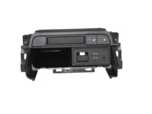 Modulo Connessione Usb Aux Abarth 124 Spider NA6W-55260 6000635748 - 13877 - Imagen 1 de 3