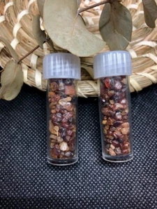 Australian Zircons - bottle (Tasmania) - Picture 1 of 1