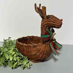 Vintage 1991 FTD Christmas Reindeer Basket with Bow Bells EXCELLENT