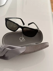 Calvin Klein Limited Edition Classics CK7108S 001 | Black Sunglasses | 140mm - Picture 1 of 8