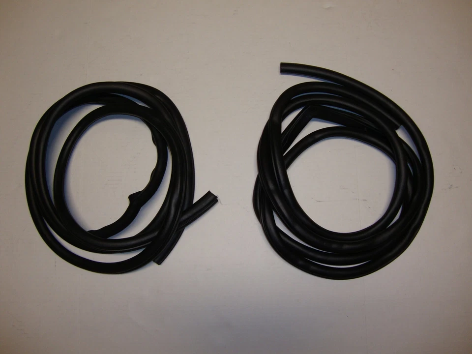 1967-1972 Chevrolet GMC Pickup Truck Door to Cab Weatherstrip Seals Pair New - Image 1 of 1
