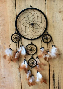 10 Traumfänger schwarz Dreamcatcher Wandbehang Boho Hippie Deko Federn Indianer  - Bild 1 von 2