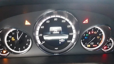 Clase E 2013 velocímetro OE calibre panel 120 k millas Mercedes-Benz Foto 1 de 4