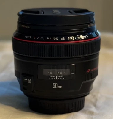 Lente Canon EF 50mm f/1.2L USM (ESTADO PERFEITO - CAIXA ABERTA) - Imagem 1 de 4